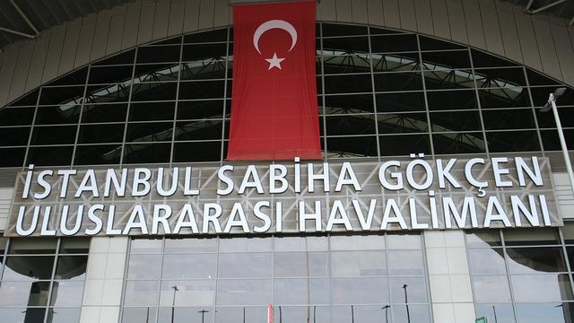 29 Ekim'de Sabiha Gökçen Uluslararası Havalimanı kırmızı-beyaza bürünecek