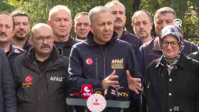 Son dakika | İki seçenek sunulacak! Bakan Yerlikaya deprem sonrası Sındırgı'dan duyurdu: İsteyene kira yardımı, isteyene konteyner