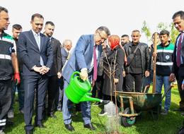 Ücretsiz dağıtıldı! 'Vefamızın bir simgesi' 5 bin 300 adet...