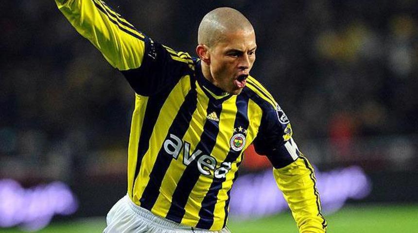 Robinho: Alex gibiler d&uuml;nyaya 1 kez gelir!