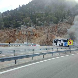 Yolcu otobüsü alev aldı
