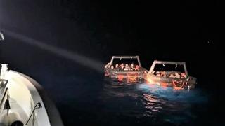 Yunanistan 32 düzensiz göçmeni Türk karasularına geri itti