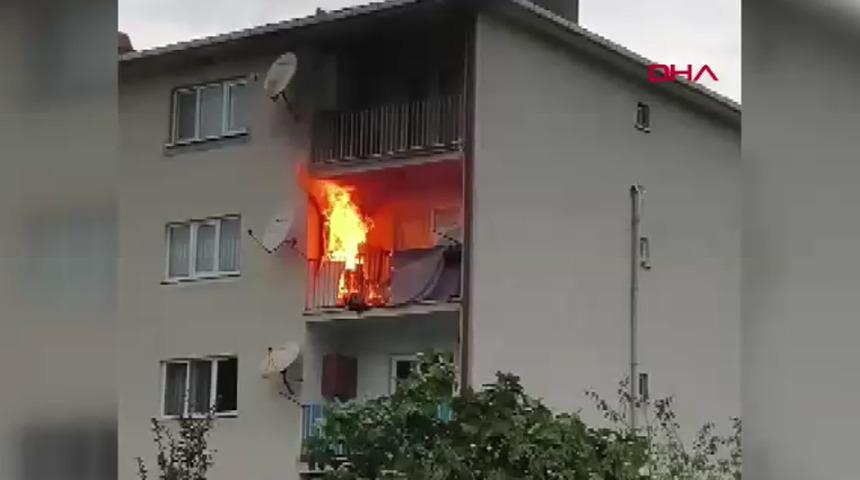 Yer: Kastamonu! Balkona bırakılan köz nedeniyle yangın çıktı