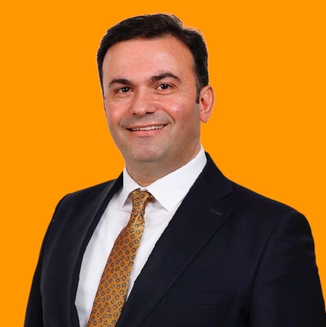 AK Parti de dikkat çeken gelişme! İstanbul da 3 ilçe başkanı görevden alındı 4