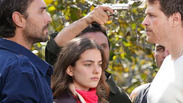 Taşacak Bu Deniz'in Eleni'sinin takipçi sayısı bir anda uçtu! Yaşı şaşırttı