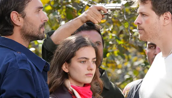 Taşacak Bu Deniz'in Eleni'sinin takip&ccedil;i sayısı bir anda u&ccedil;tu! Yaşı şaşırttı