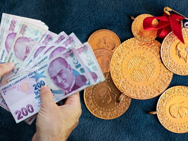 Altından çıkan yöneldi 'Düşmeye başladığı an telefonlar çaldı' Konuttan sonra sıra ona geldi