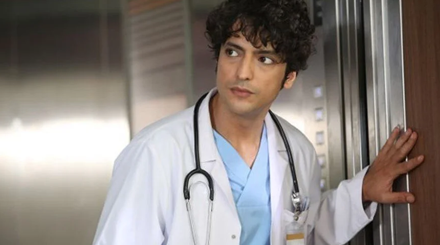 İmam Gazali&rsquo;yi canlandıracak! Taner &Ouml;lmez: Kur&rsquo;an okumaya başladım...