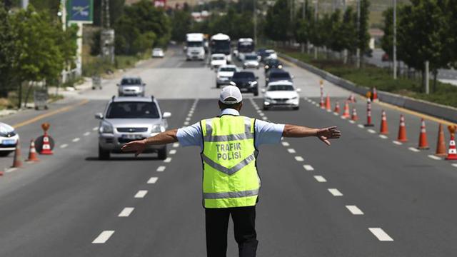 İstanbul Valiliği duyurdu: 29 Ekim'de trafiğe kapalı yollar... Alternatif yollar açıklandı