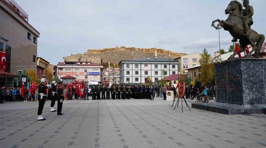 Bayburt’ta 29 Ekim kutlamaları başladı