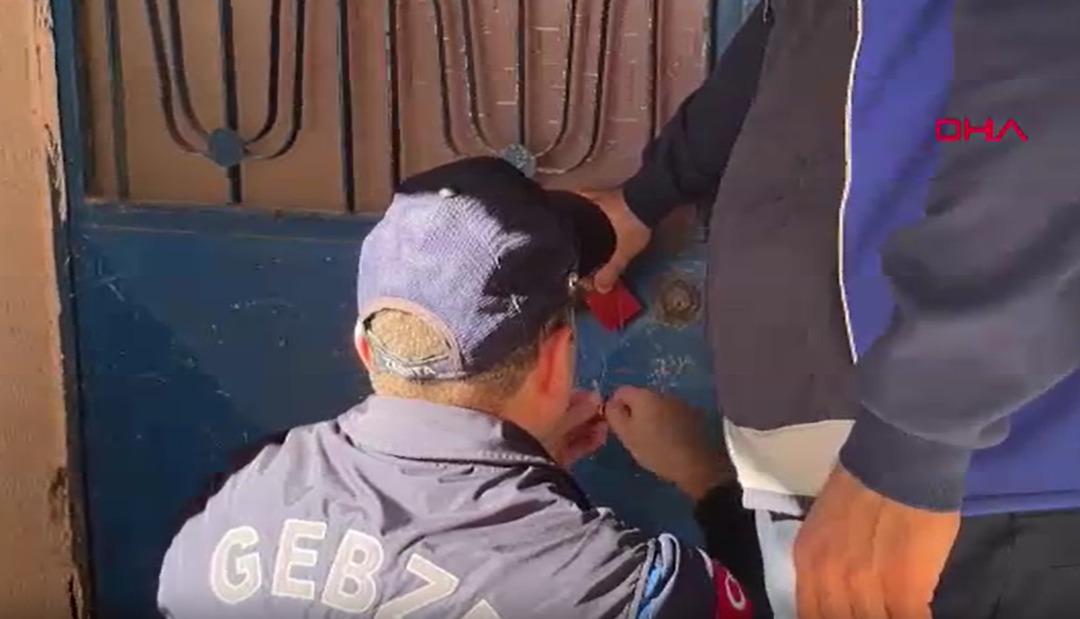 SON DAKİKA | Kocaeli Gebze de 7 katlı bina çöktü! Ekipler bölgede, enkaz altında kalanlar var 3