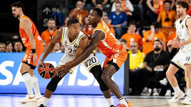 Fenerbahçe Beko Euroleague'de Valencia deplasmanında kayıp!