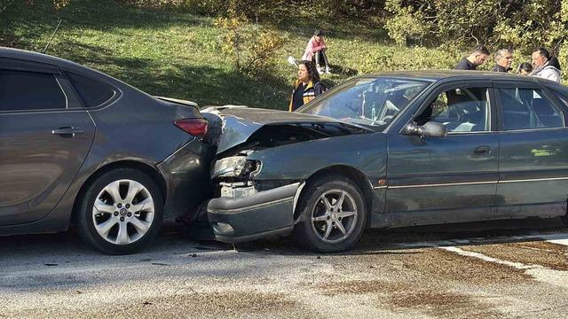 Bolu-Abant yolunda zincirleme kaza: 3 yaralı 1