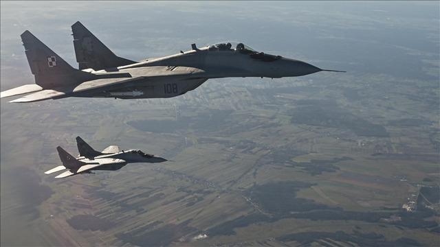 Polonya savaş uçakları, Baltık Denizi üzerinde Rus keşif uçağını engelledi