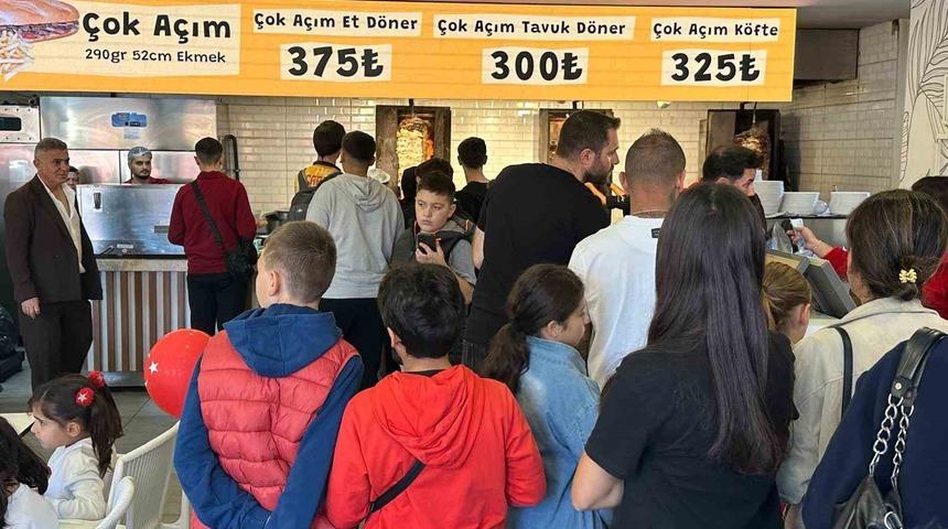 29 Ekim’de tavuk döner ve ayranı 29 liradan sattılar
