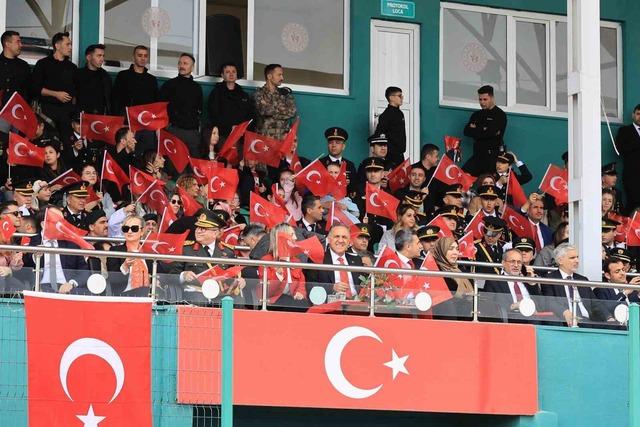 Bingöl’de Cumhuriyet Bayramı coşkuyla kutlandı 2