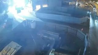 Gebze’deki binanın yıkılma anı kamerada