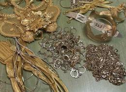 Hepsi yoğurt kovasından çıktı! Milyonlarca liralık değere sahip: Sınırda yakaladılar...