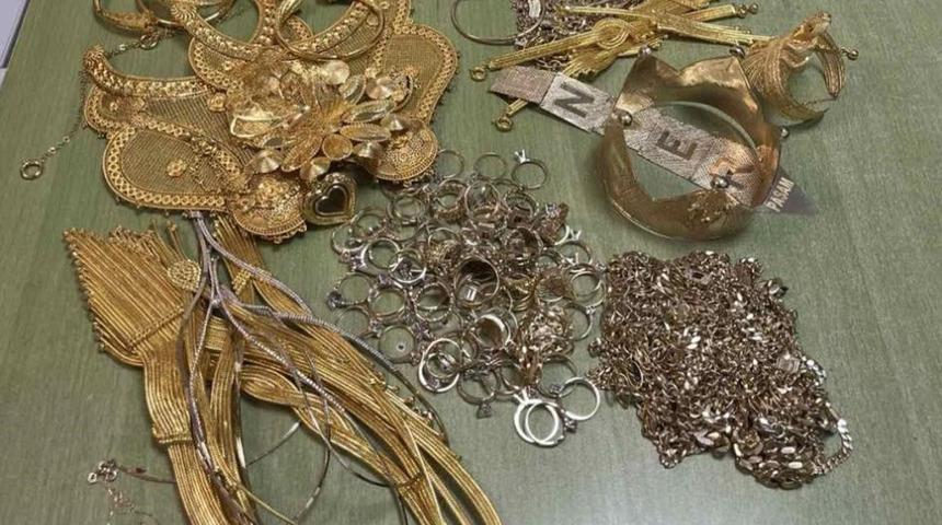 Hepsi yoğurt kovasından çıktı! Milyonlarca liralık değere sahip: Sınırda yakaladılar...