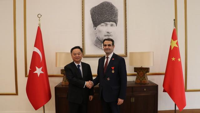 Çin'de, Cumhuriyet'in 102. yılı kutlandı