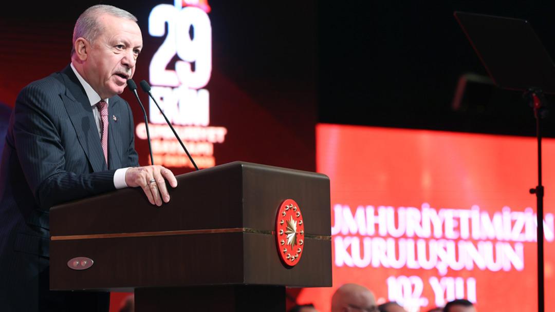 Cumhurbaşkanı Erdoğan: "Türkiye Cumhuriyeti, devamlılık ilkesine dayalı kadim devlet geleneğinin en son halkasıdır" 3