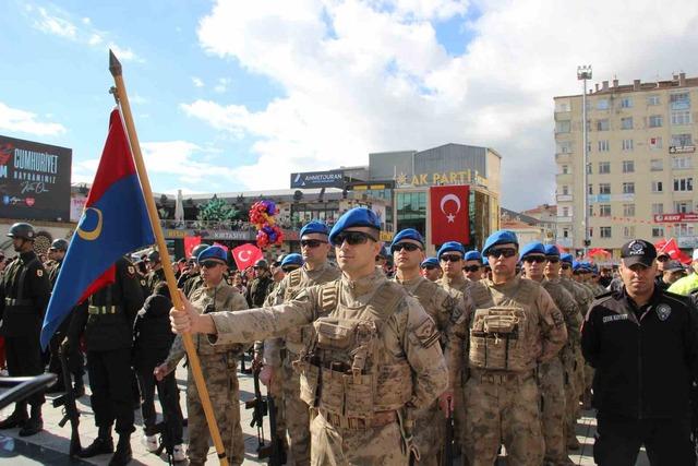 F-16’lar Çorum’da nefes kesti 9