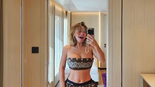 Sydney Sweeney kırmızı halıda nefes kesti! Sütyen giymedi ters ışık kurbanı oldu