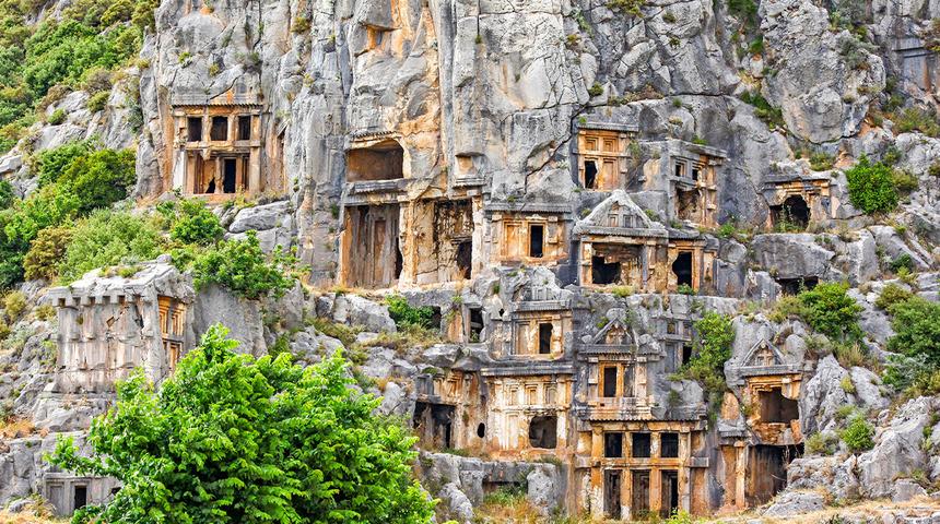 Akdeniz'in parlayan yıldızı Antalya'da Kültür Yolu Festivali başlıyor!