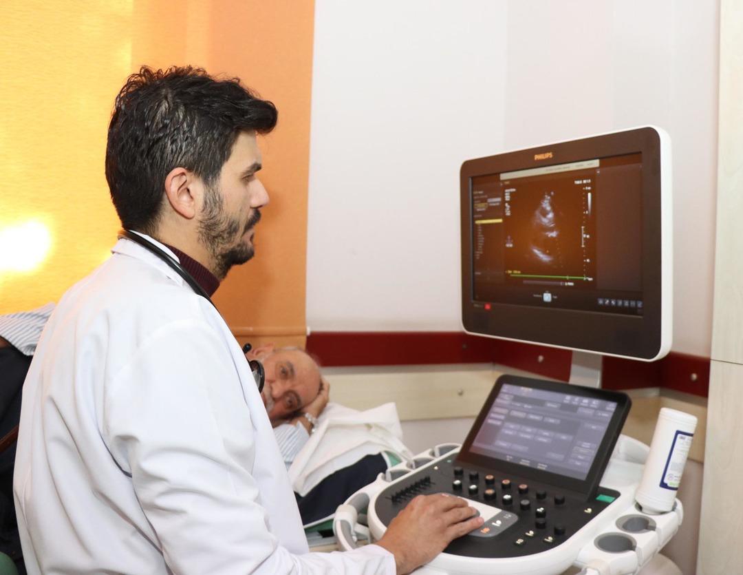 Çok nadir olay!  Nefes alamıyorum  dedi, acile gitti: Kalbinden 1 litre sıvı boşaltıldı 2