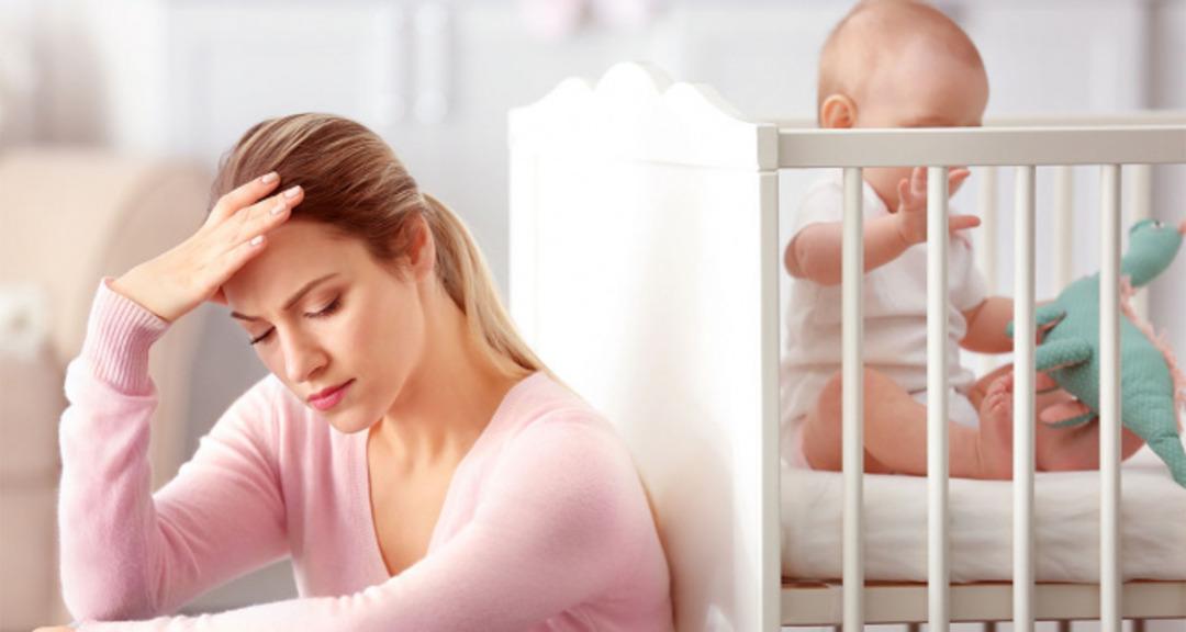 Her 10 yeni anneden 7’sini etkiliyor! Kalıcı sorunlara yol açabilir: "Kendisine veya bebeğe zarar vermeyi düşünüyor" 1