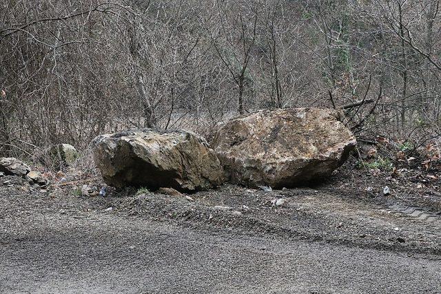 Karabük - Yenice karayolunda heyelan tehlikesi