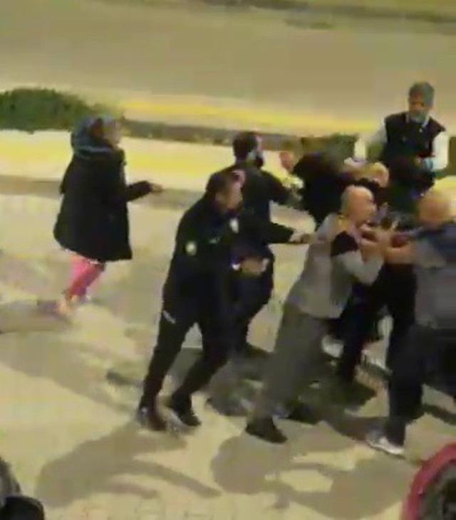 640xauto Akrabalar arasındaki kavgada 3 kişi yaralandı