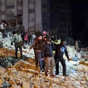 Depremde çöken binada 96 kişi hayatını kaybetmişti! Müteahhide ceza yağdı: 62 kez müebbet hapis