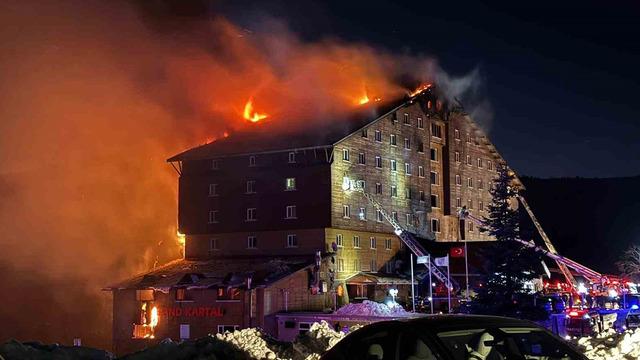 Grand Kartal Otel yangını davasında duruşmada şaşırtan anlar... Avukatı ne beraat ne tahliye talep etti: Benim müvekkilim geri zekalı