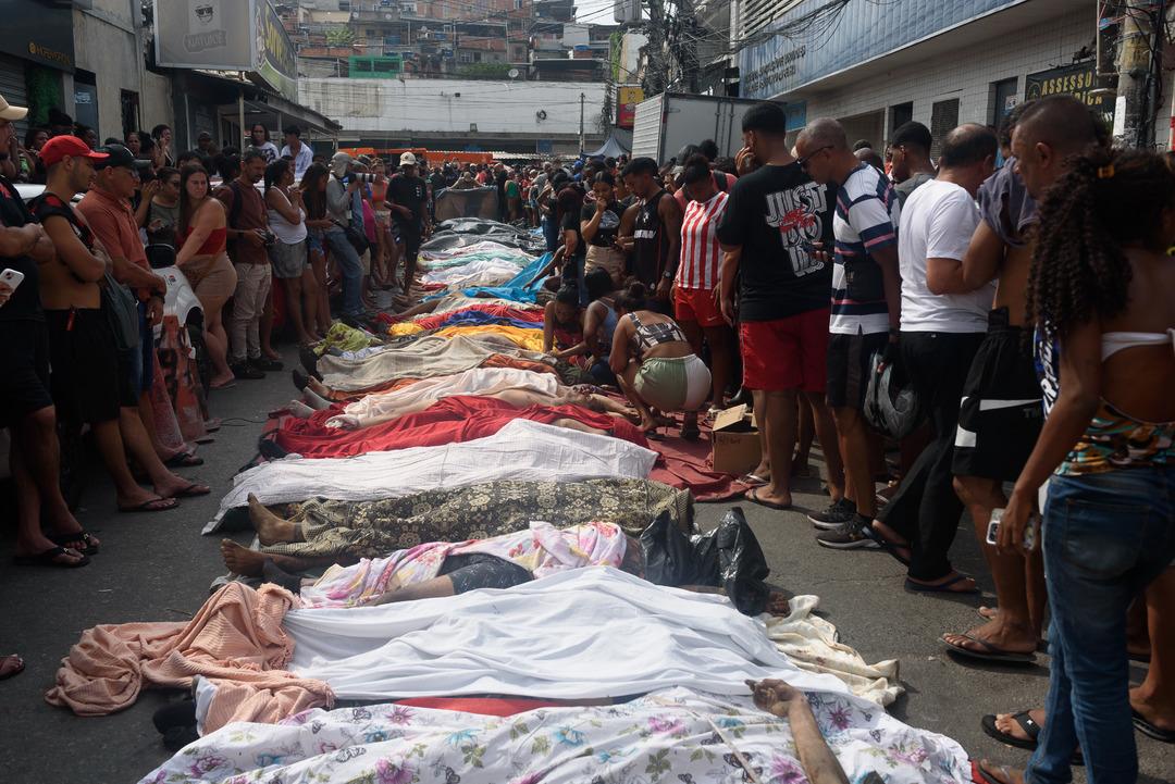 Rio de Janeiro da en ölümcül polis operasyonu! Sayı 132 ye yükseldi: Cesetleri meydanda topladılar 7