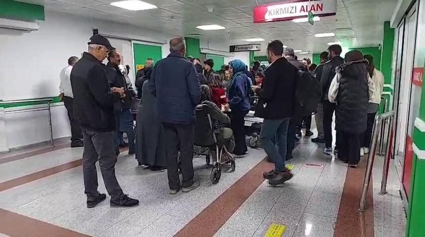 Erzurum'da okul çıkışı merdivenlerde izdiham: 23 öğrenci yaralandı