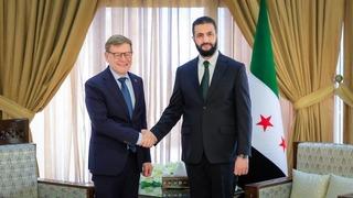 Suriye Devlet Başkanı Eş-Şara, Almanya Dışişleri Bakanı Vadevol’u kabul etti