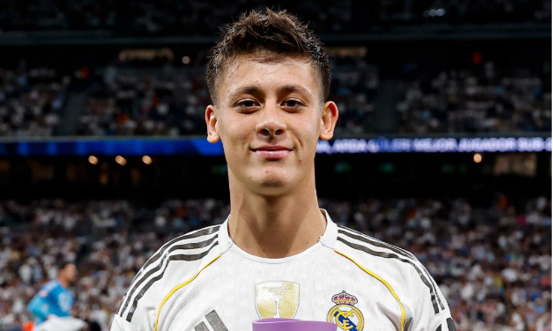 Real Madrid de Arda Güler durdurulamıyor! Tüm ödülleri toplamaya devam ediyor... 1