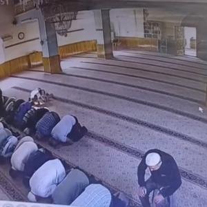 Camide namaz kıldığı sırada boğazını keserek öldürmüştü! Soğukkanlılıkla anlattı: "Şimdi git kocanın leşini topla"
