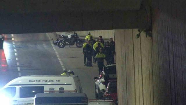 Beşiktaş’ta alt geçitte kontrolden çıkan motosiklet kaza yaptı: 1 ölü, 1 yaralı 1
