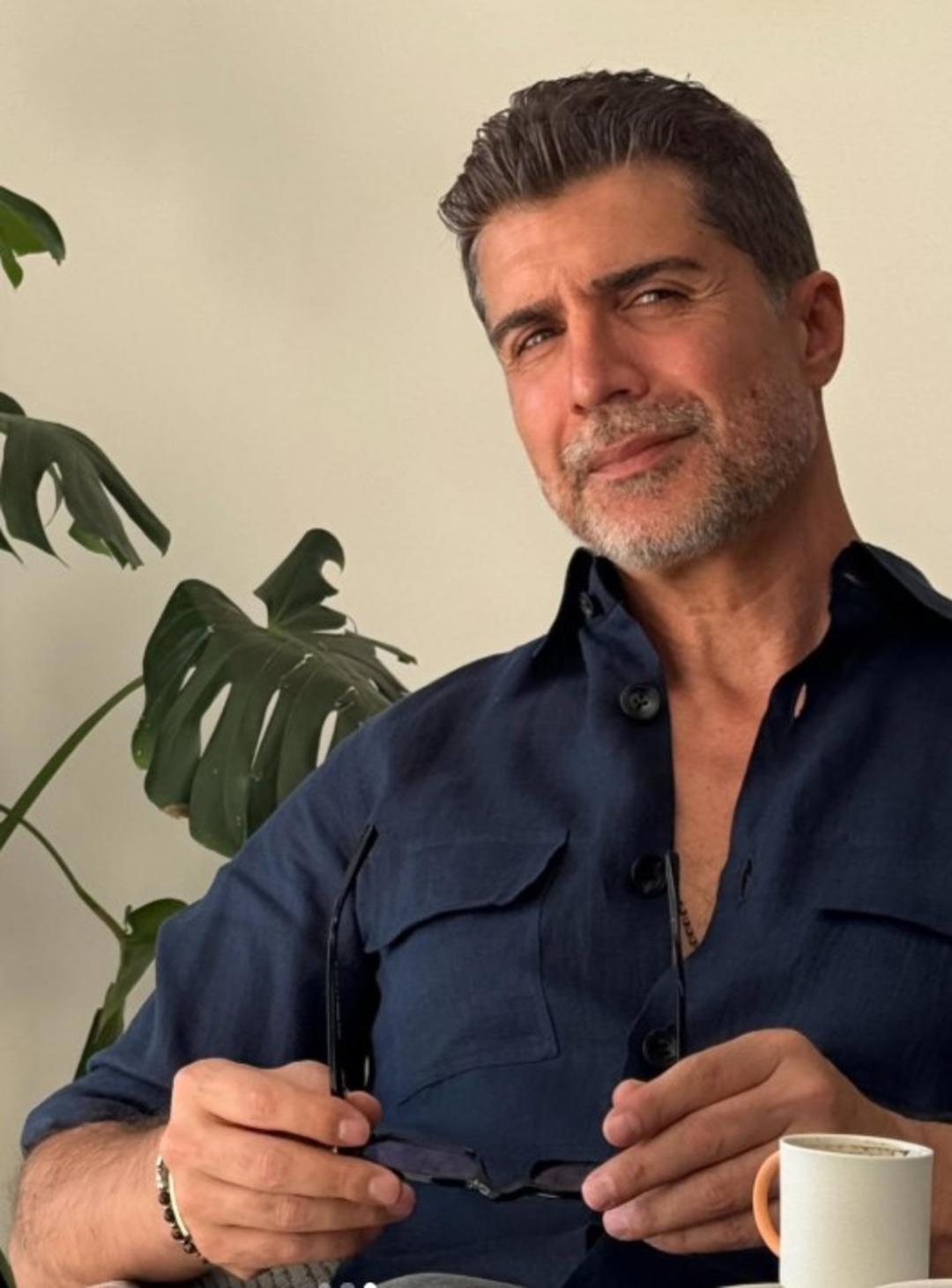 Özcan Deniz saçını sakalını kesti! Yeni imajı tam not aldı  3