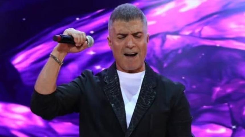 Özcan Deniz saçını sakalını kesti! Yeni imajı tam not aldı 