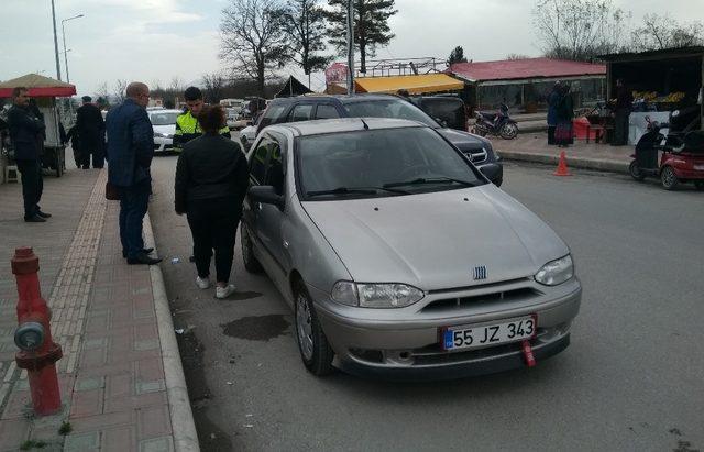 Hastane önünde kaza: 1 yaralı