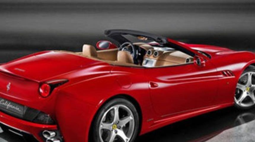 Ferrari FF g&ouml;r&uuml;c&uuml;ye &ccedil;ıktı