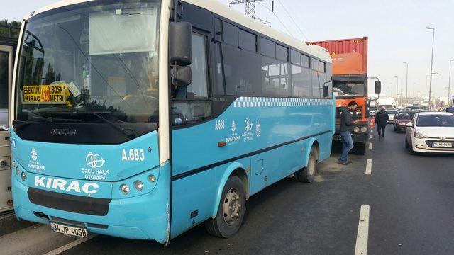 Avcılar'da trafik kazası: 6 yaralı