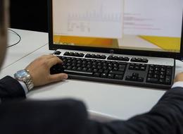 Otomobil alım satımında yeni dönem: Noter harcı artışı sektörü nasıl etkileyecek?