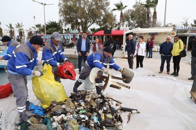 Deniz Dibi Temizliği Turgutreis’te devam etti