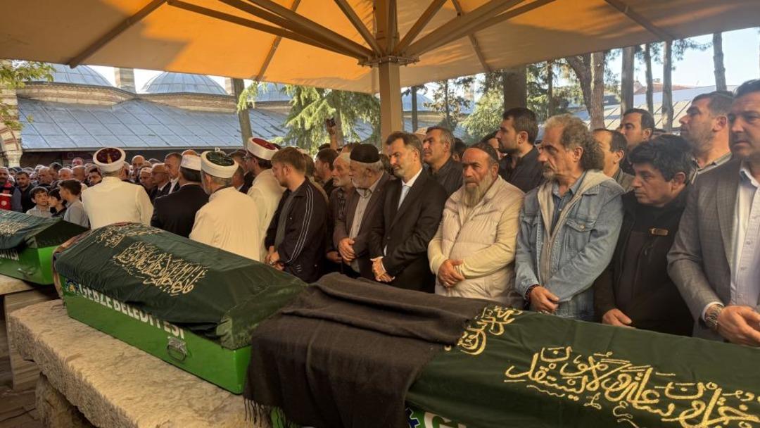 Aileden geriye sadece Dilara kalmıştı... Kahreden detay: 2 ay sonra taşınacaklarmış! 2