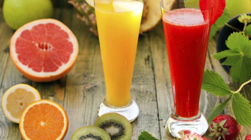 Yaz i&ccedil;in sağlıklı i&ccedil;ecek tarifleri