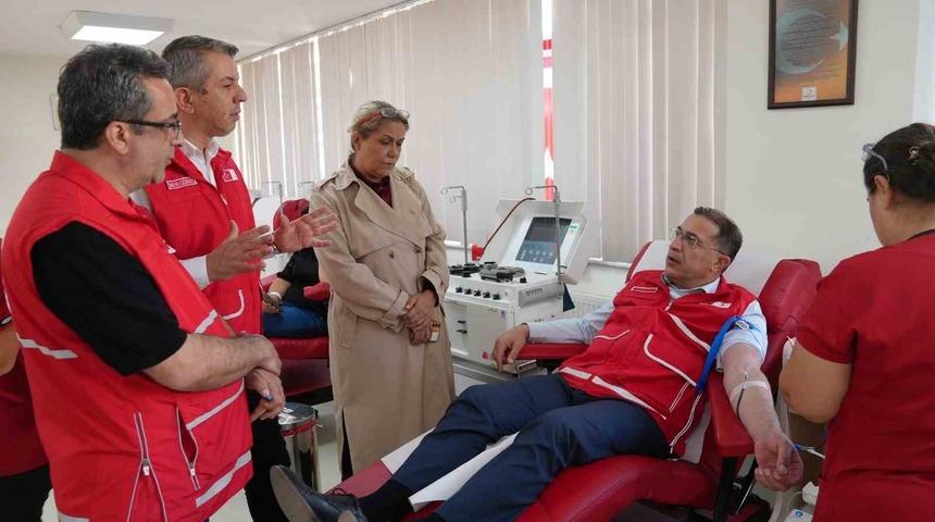 AK Parti’den kan bağışı çağrısı!